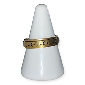 Fidget Anxiety Turning Stars and Moons Ring rotating, turning, spinning. Fashion